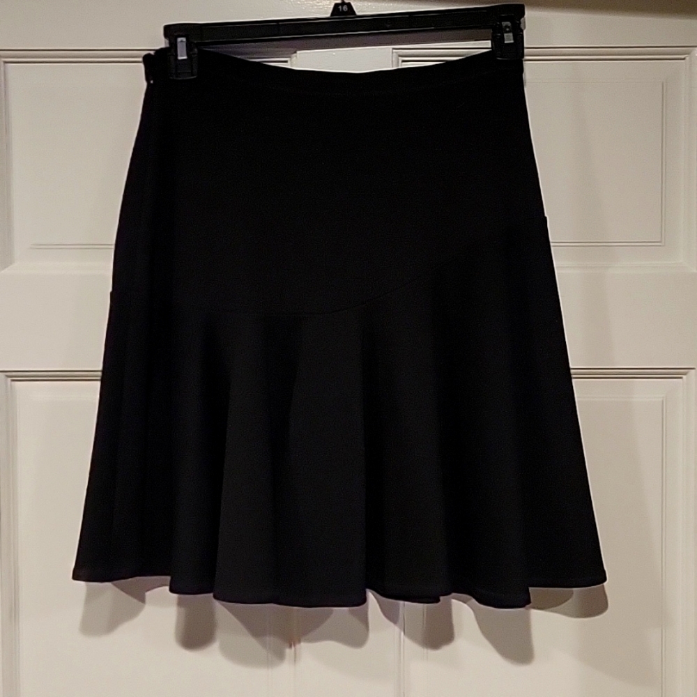 Cabi flutter skirt